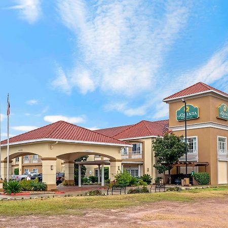Hotel La Quinta By Wyndham Conroe Exterior foto
