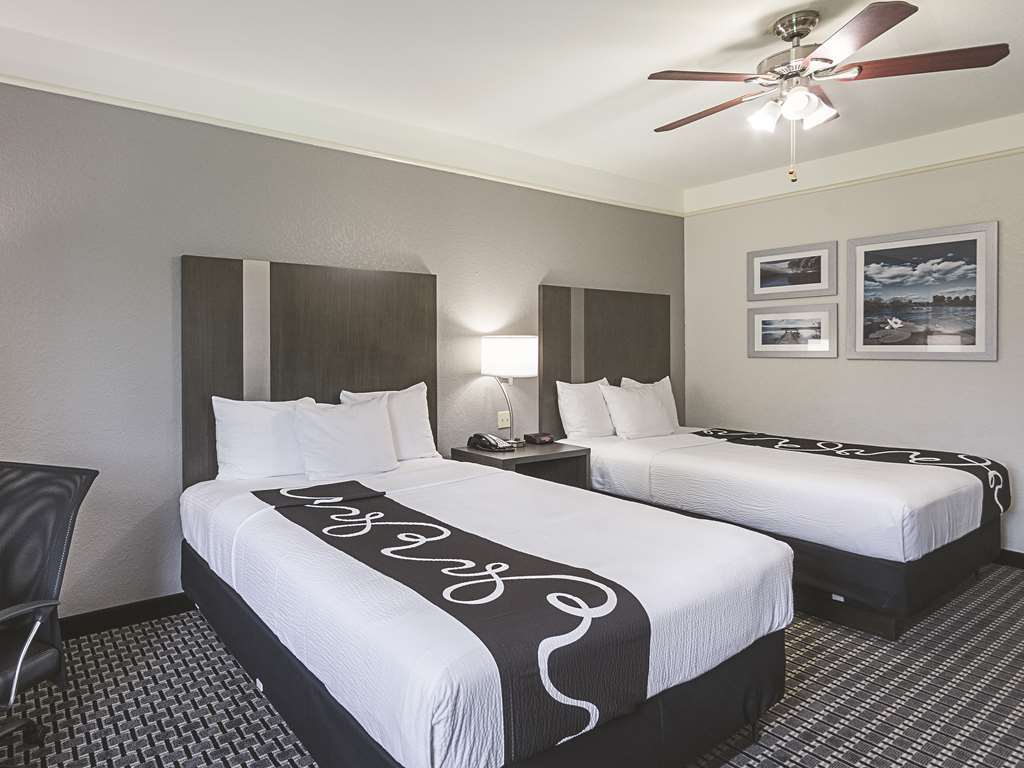 Hotel La Quinta By Wyndham Conroe Zimmer foto